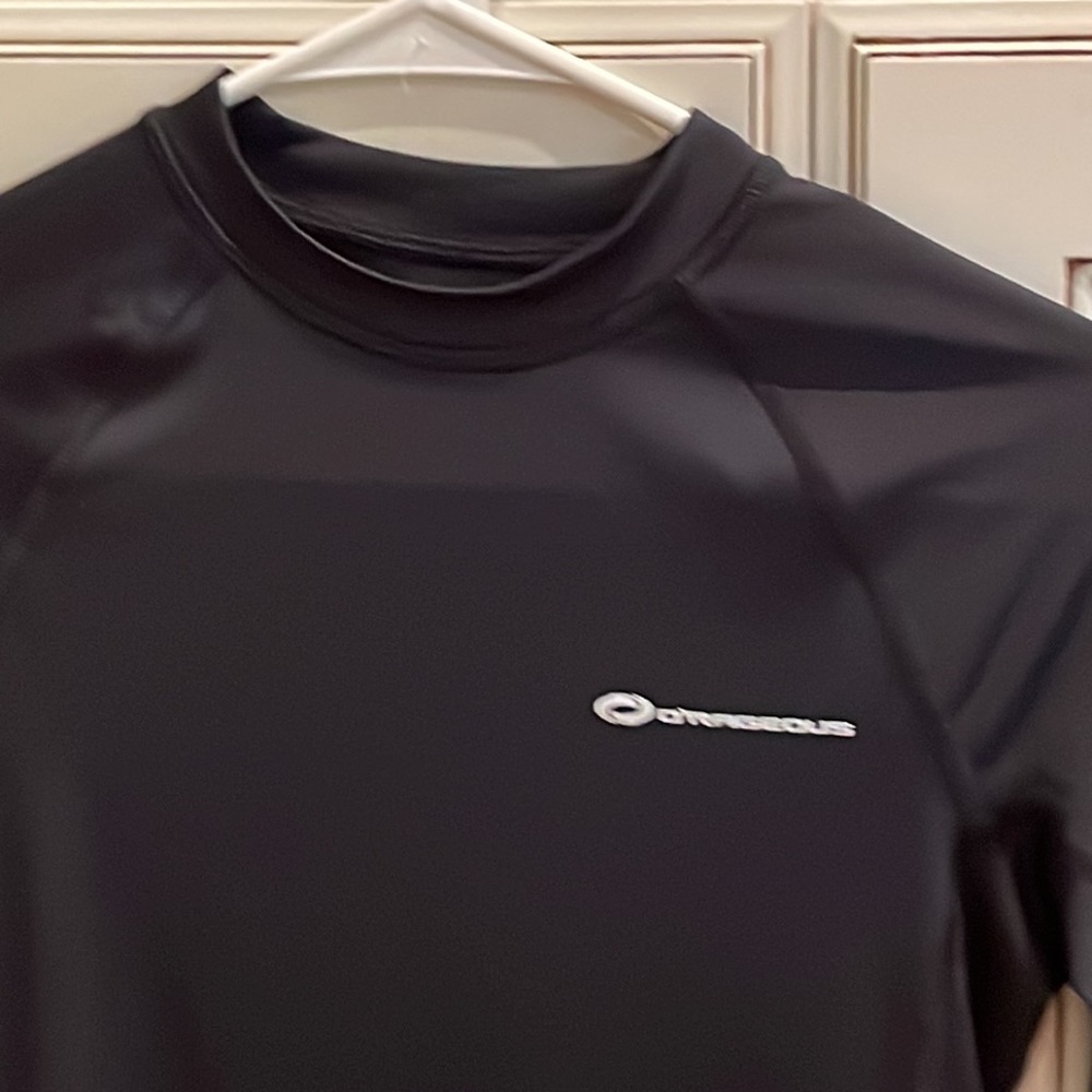 Boys (L) O’rageous Long sleeved Swim Shirt - Picture 2 of 4
